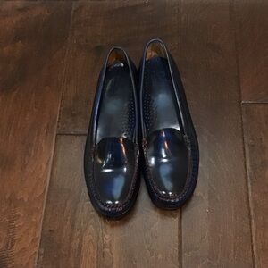 G.H. Bass & Co. Weejuns Madison Dark Blue Iridescent Loafers Size 8.5 M
